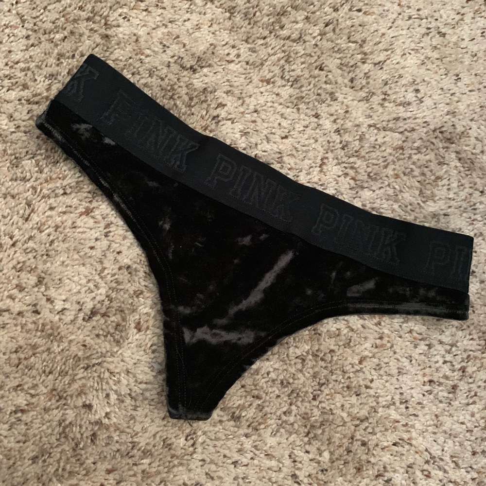VS PINK thong